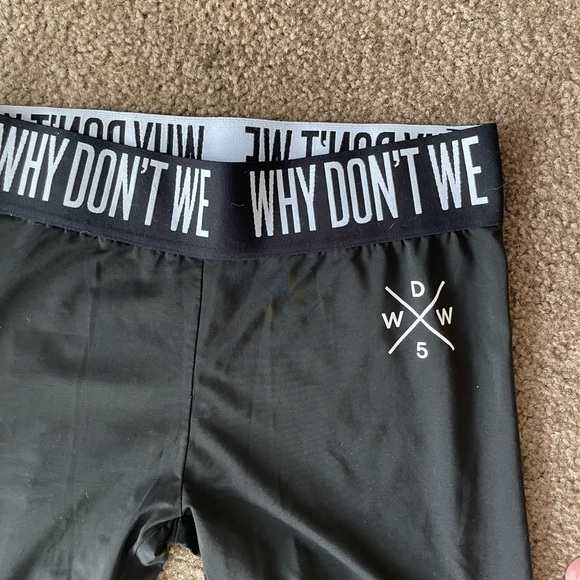 Why don’t we brand work out leggings with thick band - Picture 5 of 5